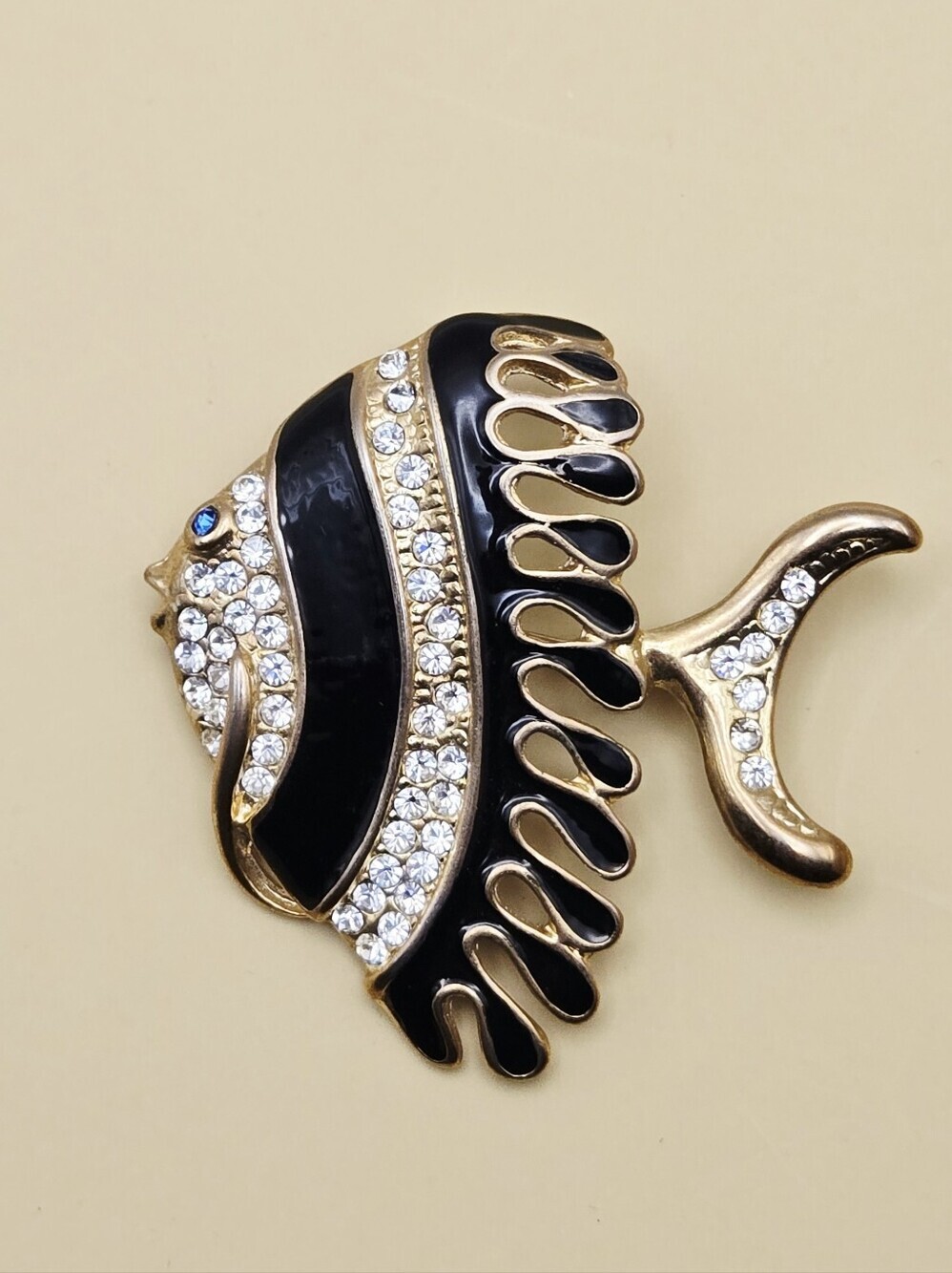 Vintage Gold Tone Black Enamel Angel Fish Brooch with Crystal Accents - Picture 6 of 16